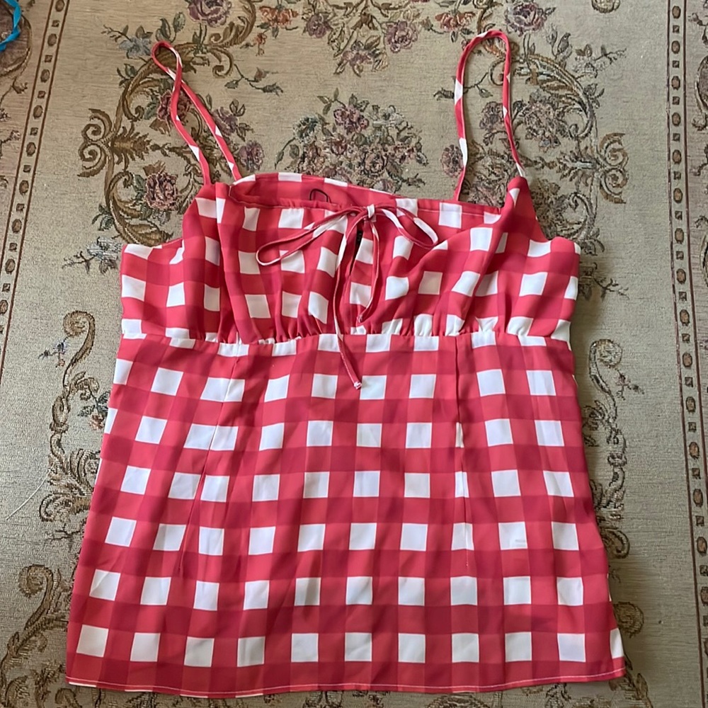 Checkered tie-front tank top